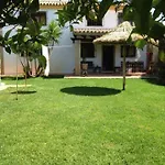 Albara كونيل ذي لا فرونتيرا